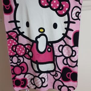 Hello Kitty Throw